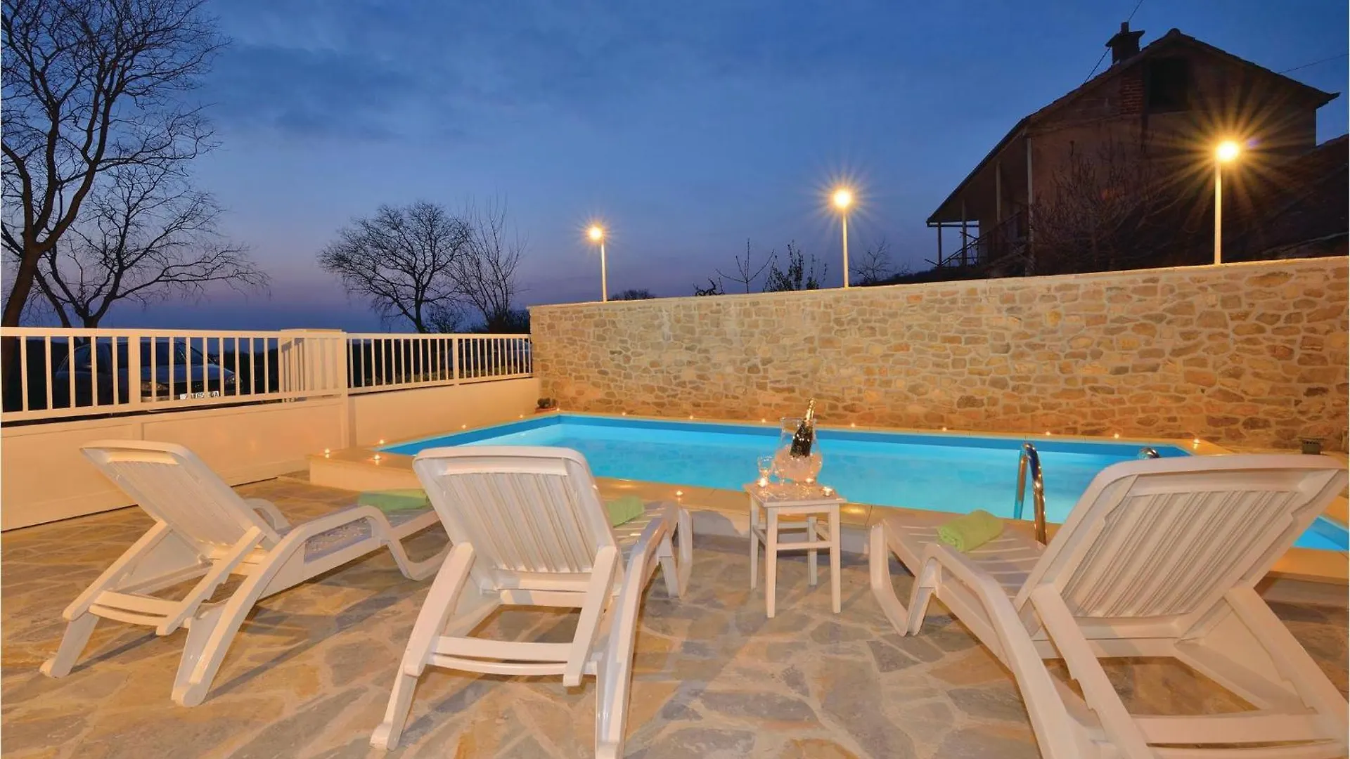 Holiday home Stunning Home In Krusevo With Kitchen